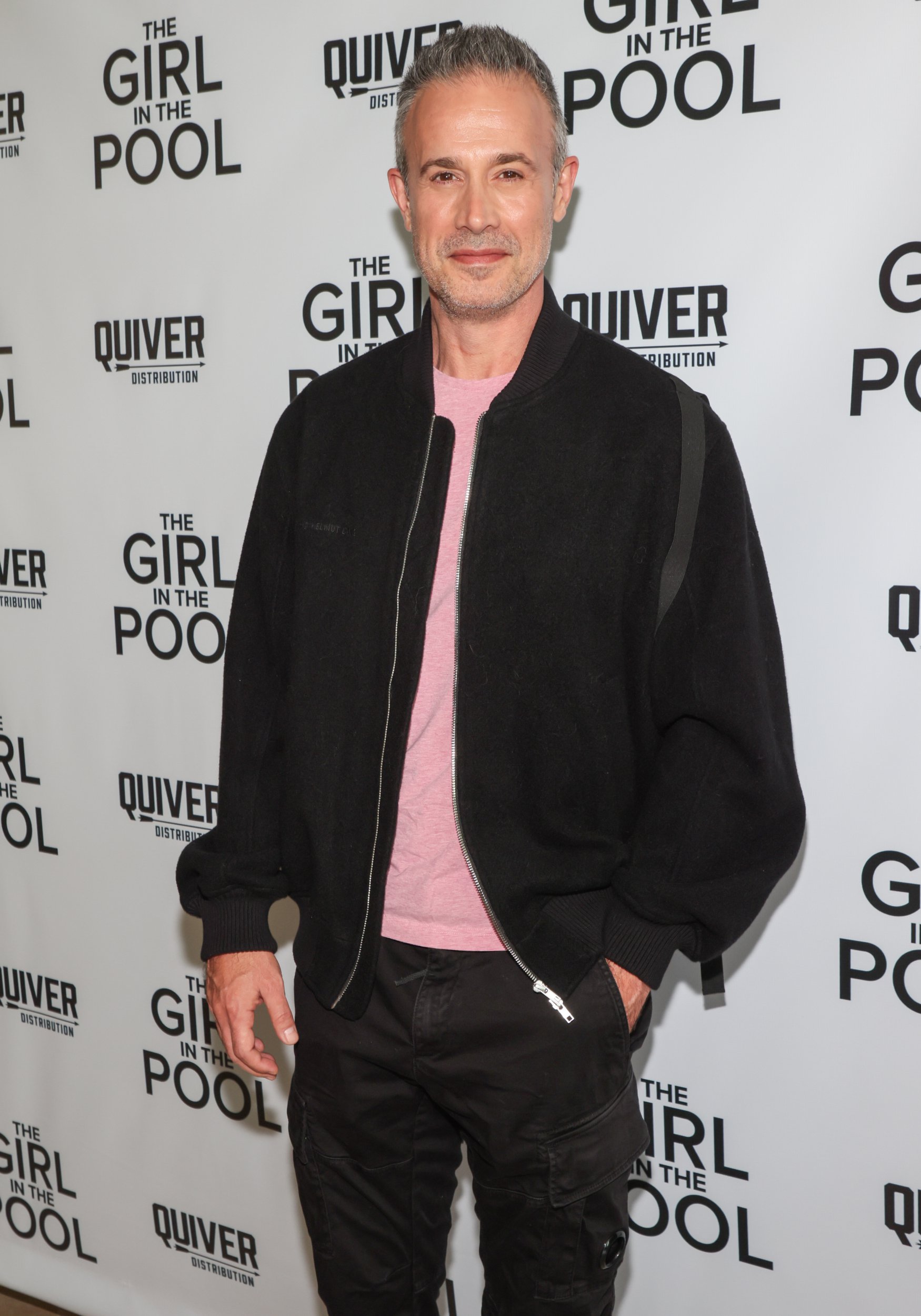 Freddie Prinze Jr on the red carpet